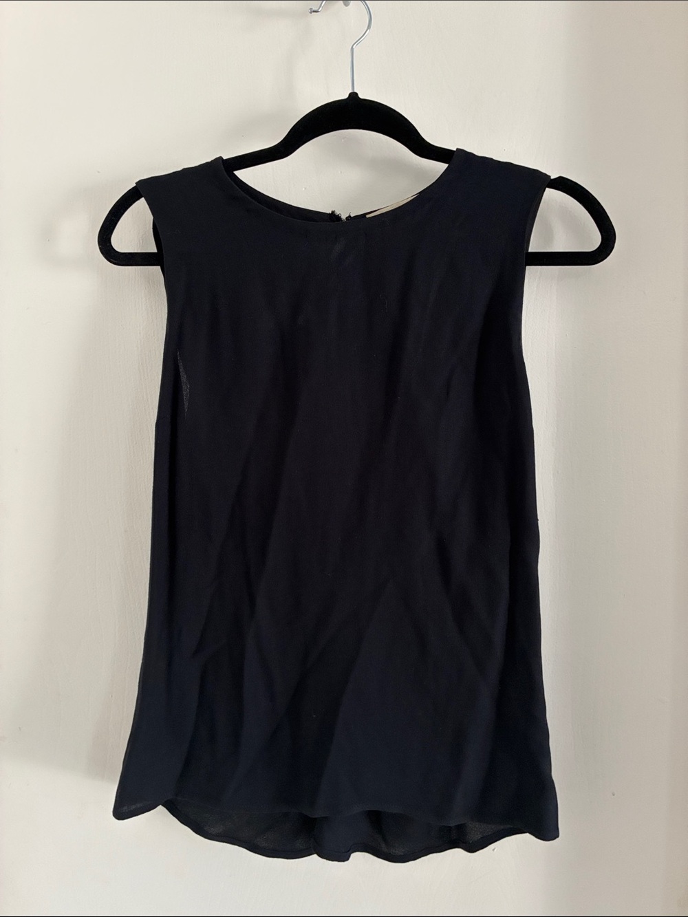 A.L.C. Black Sleeveless Crewneck Tank size small